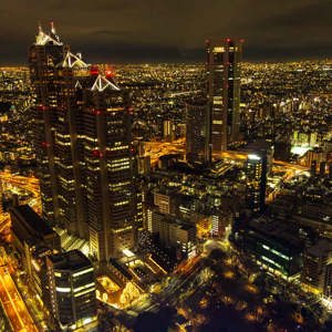 2026-02-11 - Tokio by night<br/>Tokyo Metropolitan Government Bu - Tokio - Japan<br/>Canon EOS R5m2 - 27 mm - f/4.0, 1/15 sec, ISO 12800