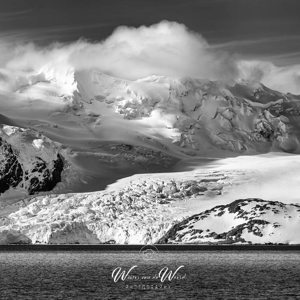 2017-01-01 - Onvoorstelbaar mooie Antarctische landschappen<br/>Bransfield Strait - Antarctica<br/>Canon EOS 5D Mark III - 200 mm - f/8.0, 1/640 sec, ISO 200
