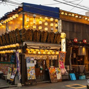2026-02-11 - Eet-tentjes<br/>Shibuya - Tokio - Japan<br/>Canon EOS R5m2 - 39 mm - f/8.0, 1/60 sec, ISO 2500
