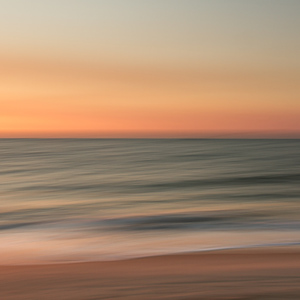 2013-08-05 - Beach Colours - zonsondergang I<br/>Strand - Morondava - Madagascar<br/>Canon EOS 7D - 24 mm - f/20.0, 0.25 sec, ISO 100